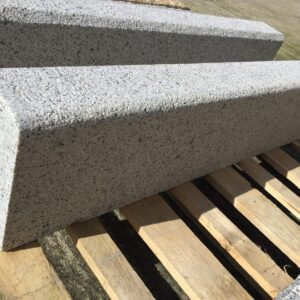 Rounded Granite Kerb